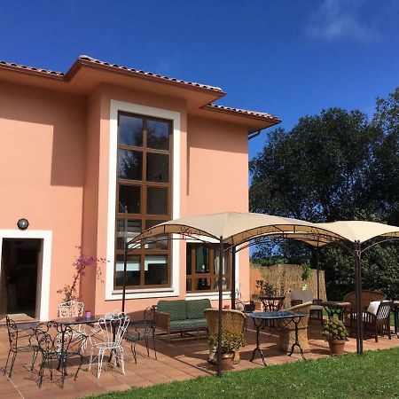 La Casa En El Camino Guest House Pendueles Екстериор снимка