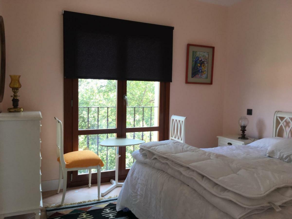 La Casa En El Camino Guest House Pendueles Екстериор снимка