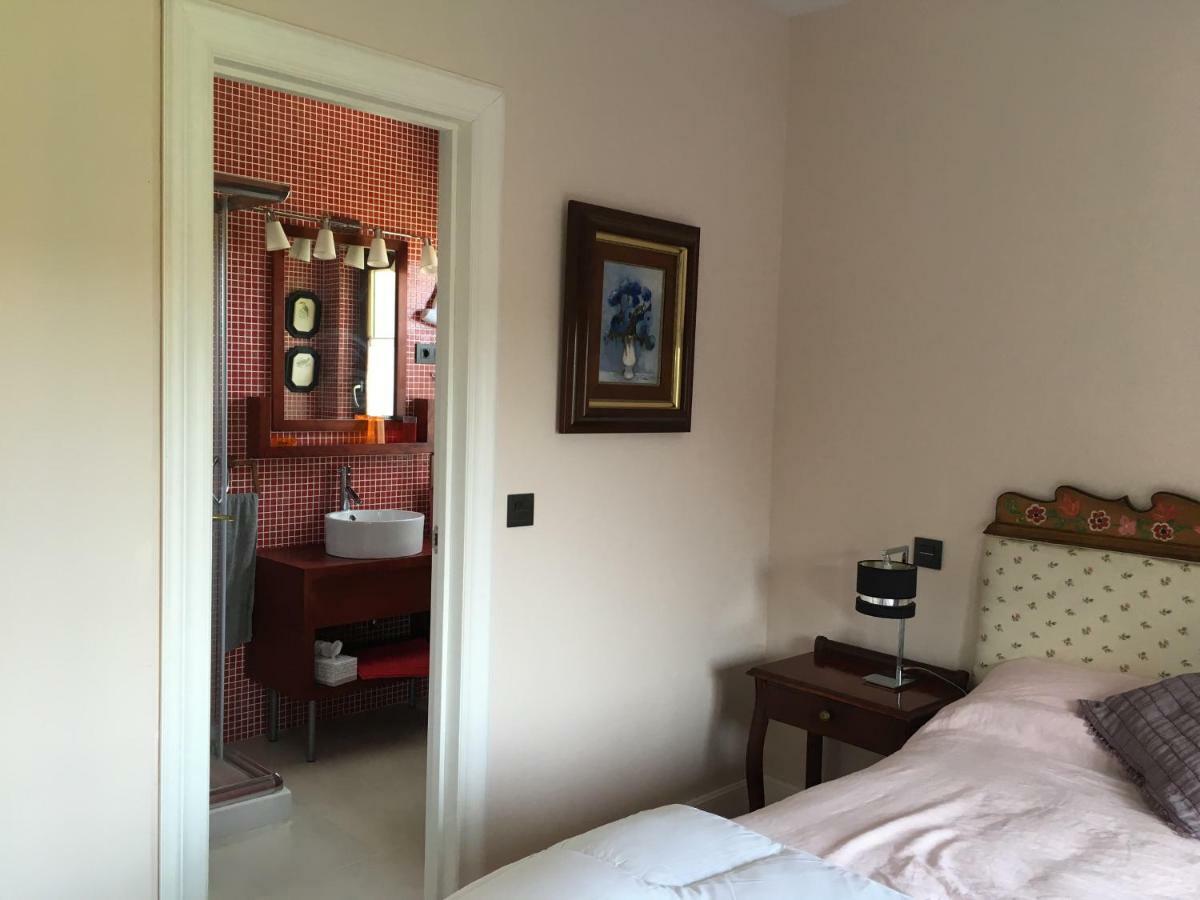 La Casa En El Camino Guest House Pendueles Екстериор снимка