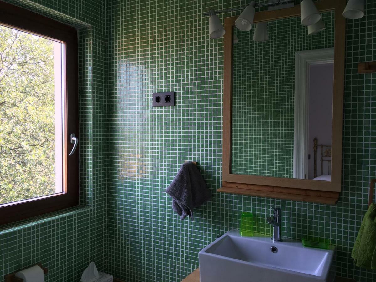 La Casa En El Camino Guest House Pendueles Екстериор снимка