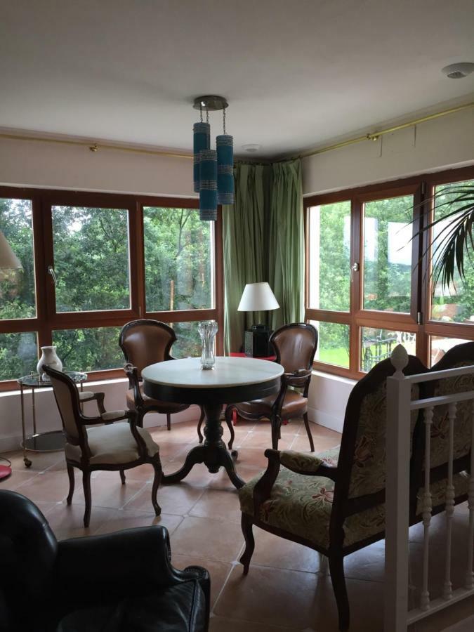La Casa En El Camino Guest House Pendueles Екстериор снимка